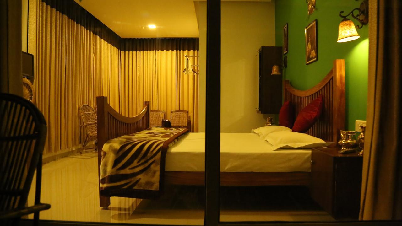 Tranquil Valley Resort Munnar Ngoại thất bức ảnh