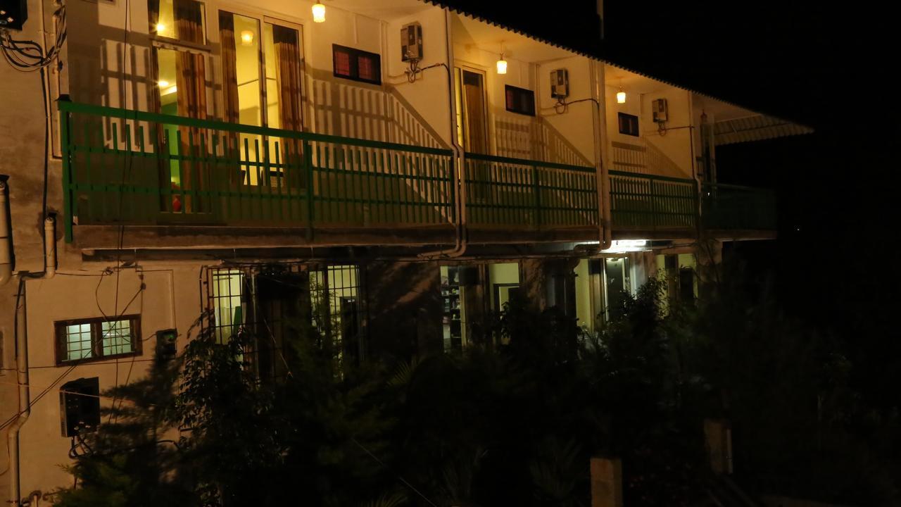 Tranquil Valley Resort Munnar Ngoại thất bức ảnh